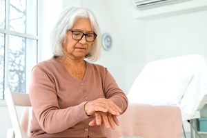 Stimularea cu lumină, o nouă potenţială abordare pentru încetinirea evoluţiei bolii Parkinson