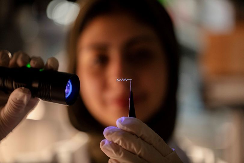 Un implant cerebral de nouă generaţie promite tratamente mai eficiente pentru afecţiunile neurologice