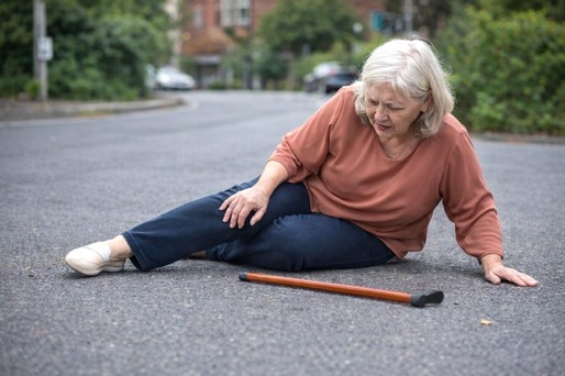 De ce echilibrul fizic se deteriorează odată cu vârsta? Un potenţial mecanism, identificat de cercetători