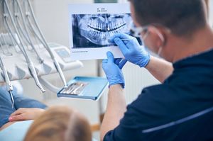 Românii, printre cei mai afectaţi din UE în privinţa accesului la servicii de îngrijire stomatologică