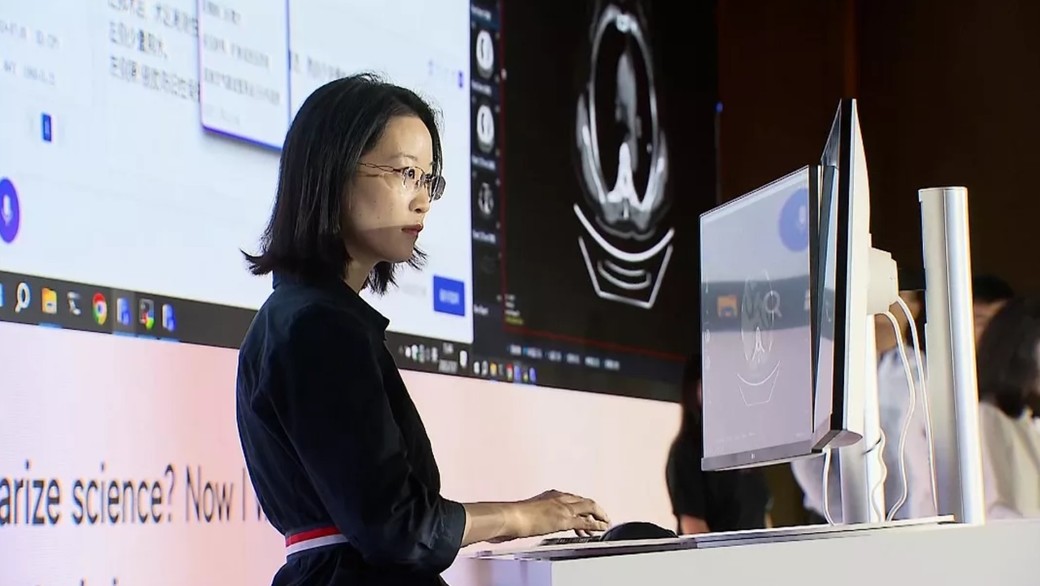 VIDEO Un experiment medical live a testat colaborarea om–AI