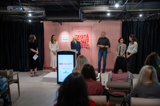 RED Society: primul program din România care oferă elevelor şi studentelor produse menstruale şi consultaţii ginecologice la 50% reducere