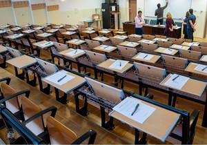 Examenul pentru obţinerea titlului de medic specialist în Medicină de Urgenţă, reluat în 28 octombrie în urma numărului mare de contestaţii